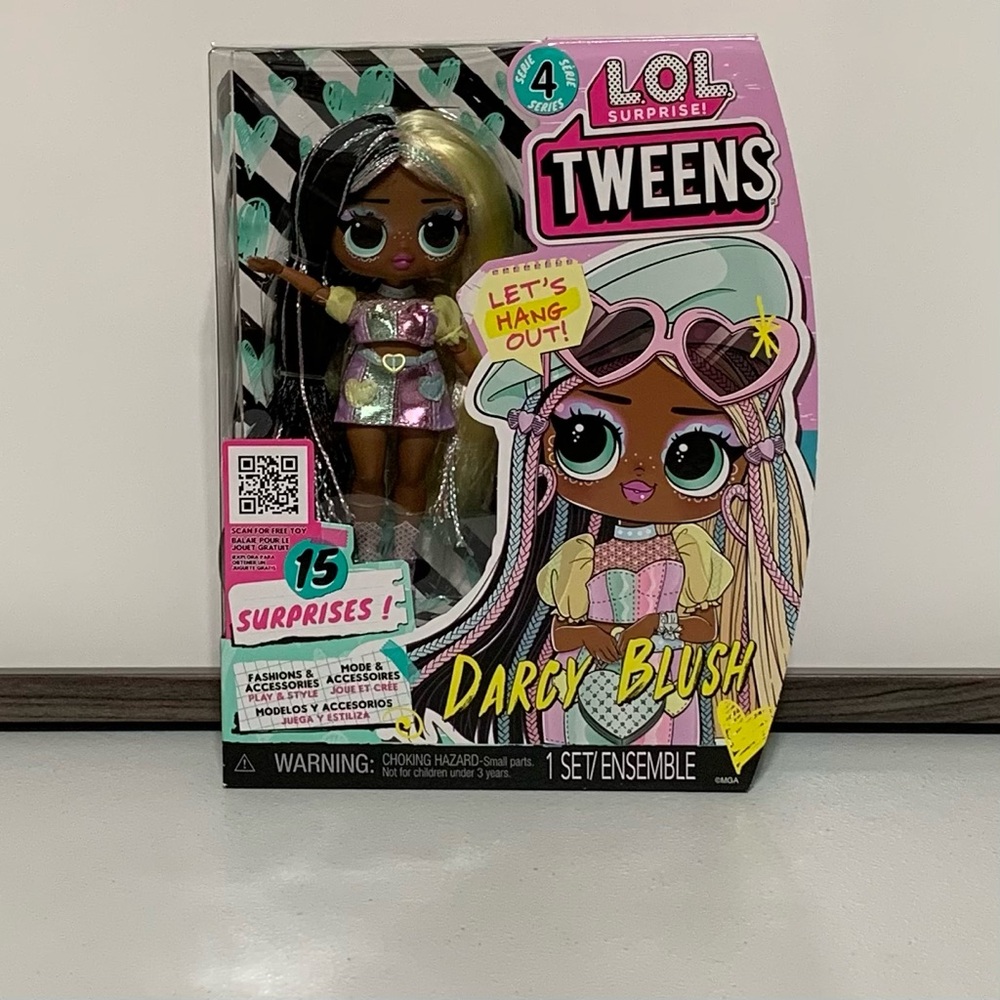 L.O.L. Surprise! Tweens Darcy Blush Doll with 15 Surprises-New